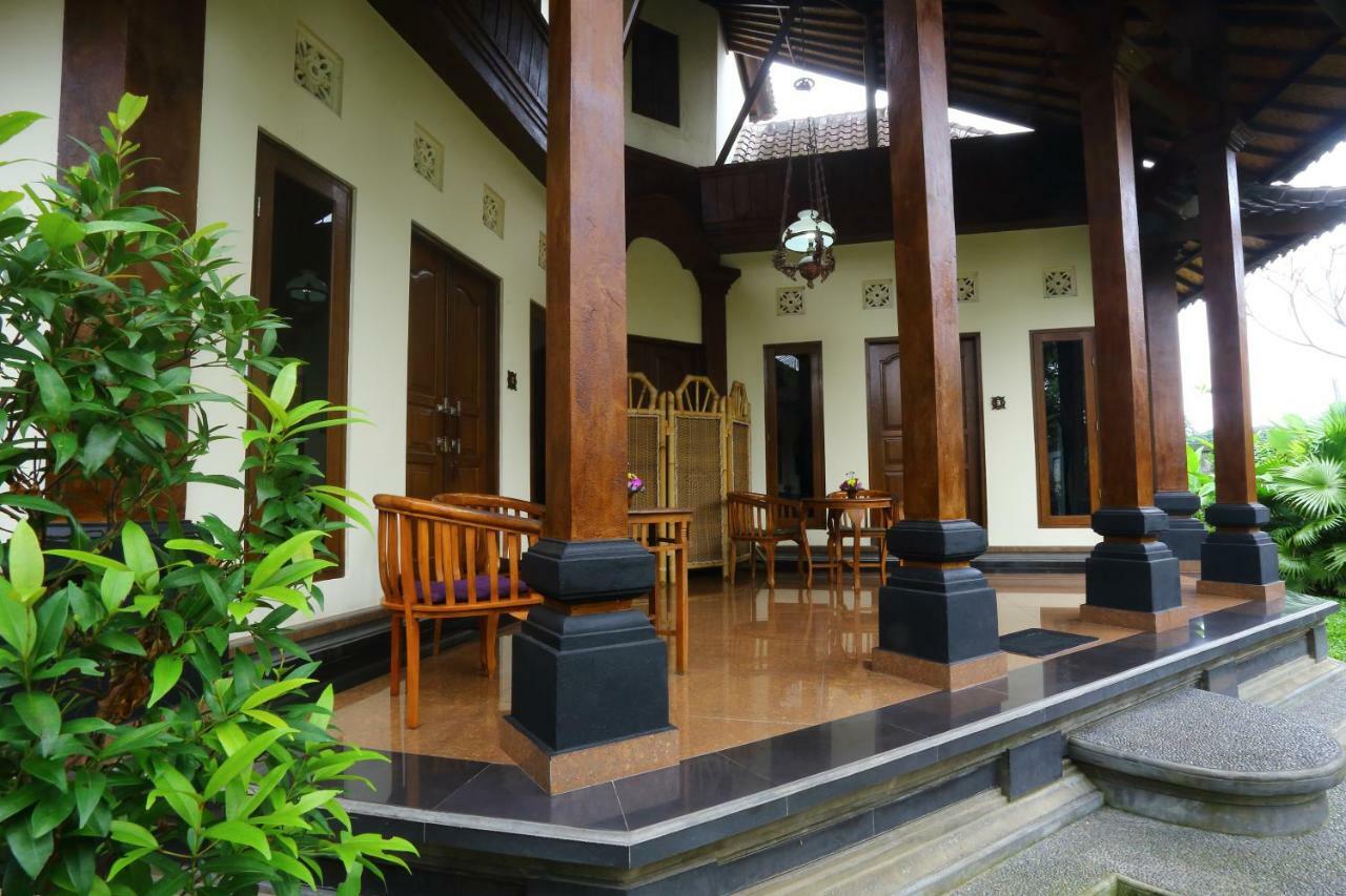 Loka Sari Guest House And Spa Ubud Esterno foto